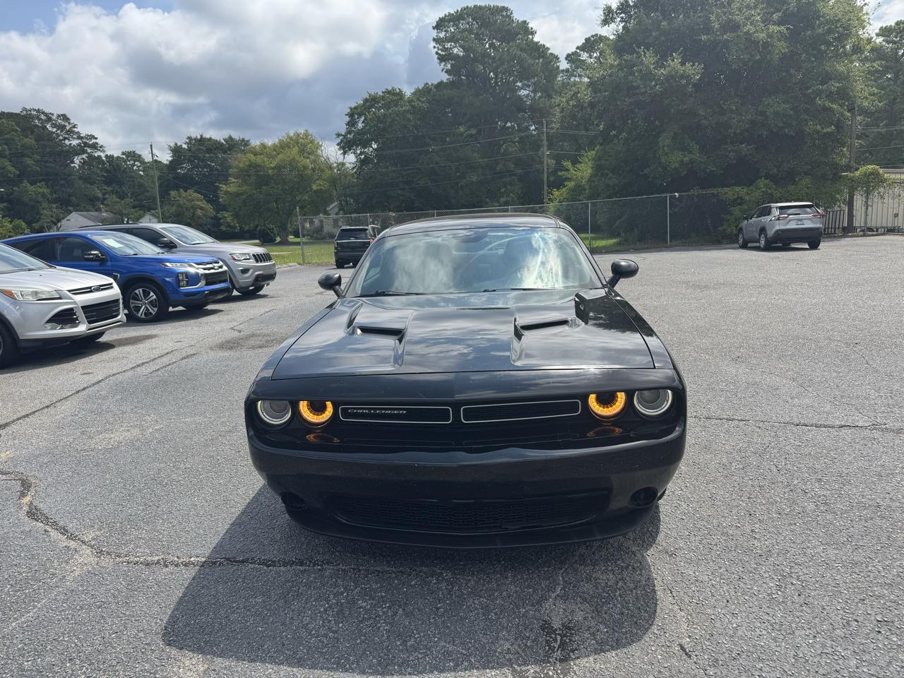 Dodge Challenger 2dr Cpe SXT 2016