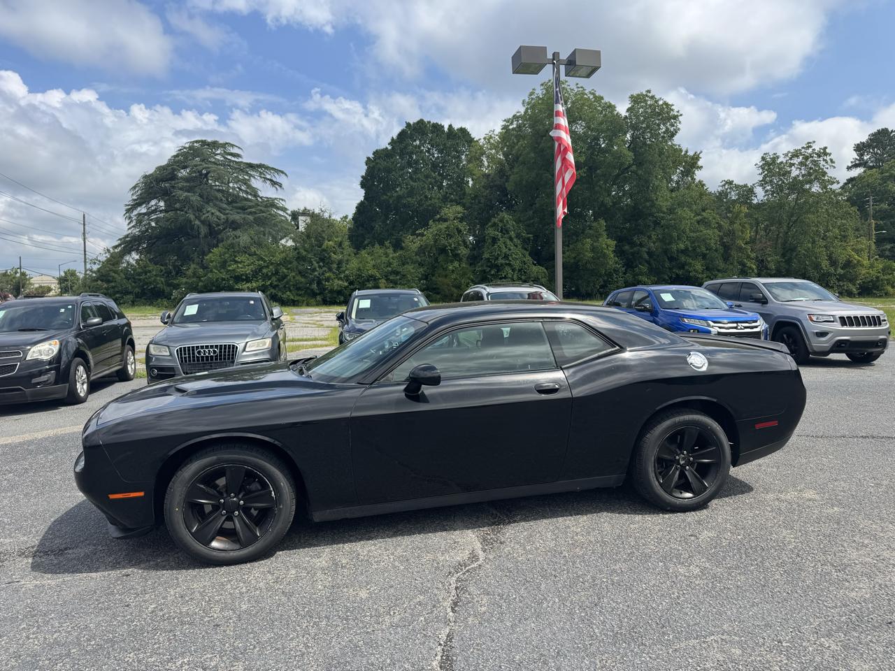 Dodge Challenger 2dr Cpe SXT 2016