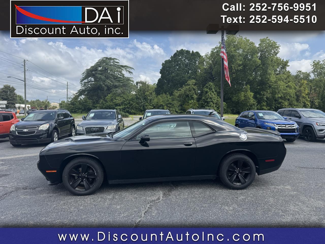 Dodge Challenger 2dr Cpe SXT 2016