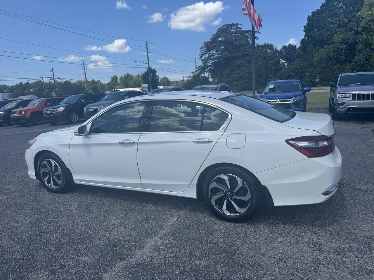 Honda Accord Sedan 4dr V6 Auto EX-L w/Navi & Honda Sensing 2016