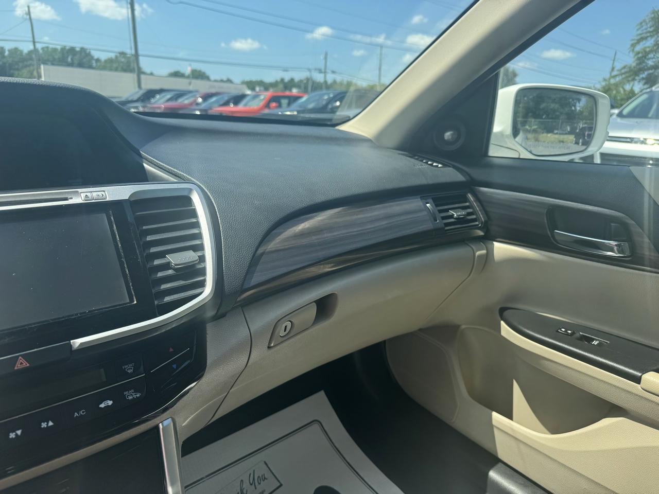 Honda Accord Sedan 4dr V6 Auto EX-L w/Navi & Honda Sensing 2016