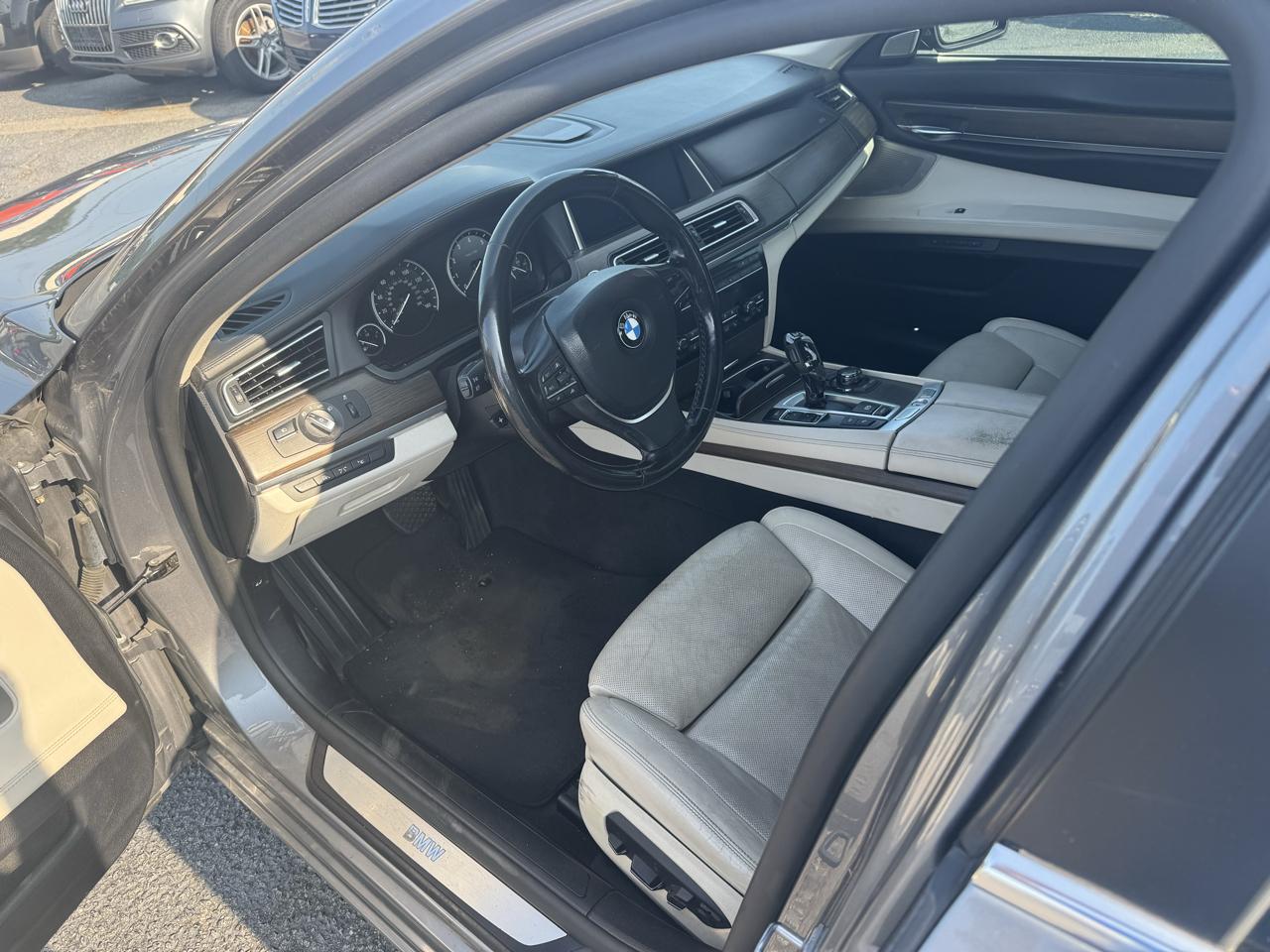 BMW 7 Series 4dr Sdn ALPINA B7 LWB RWD 2013