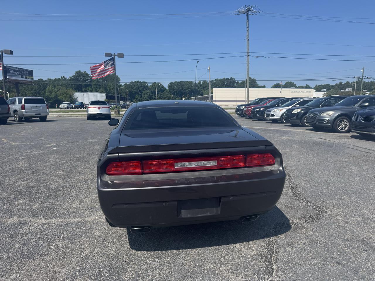 Dodge Challenger 2dr Cpe SXT Plus 2014