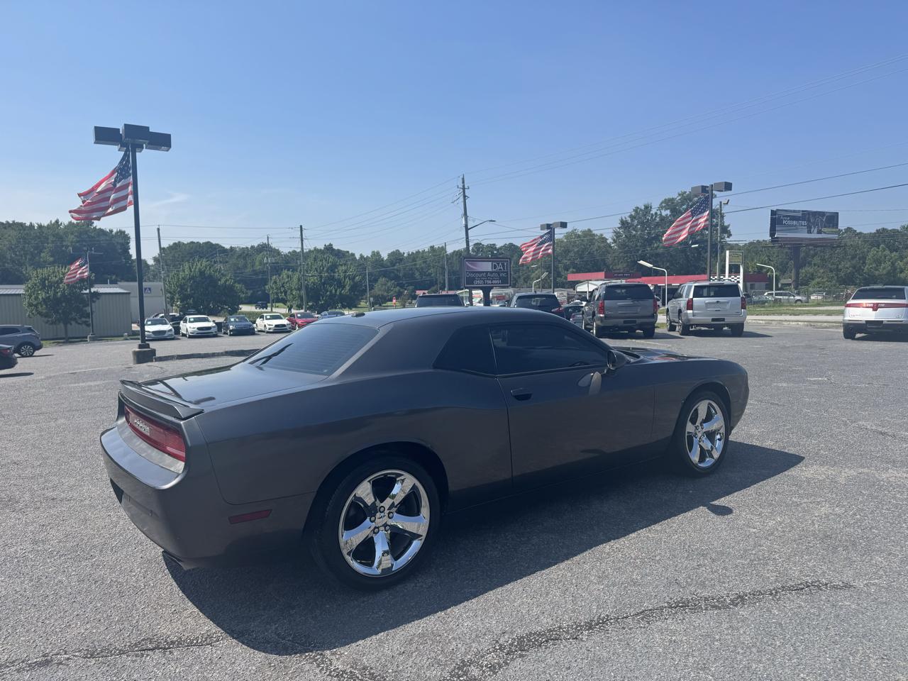 Dodge Challenger 2dr Cpe SXT Plus 2014