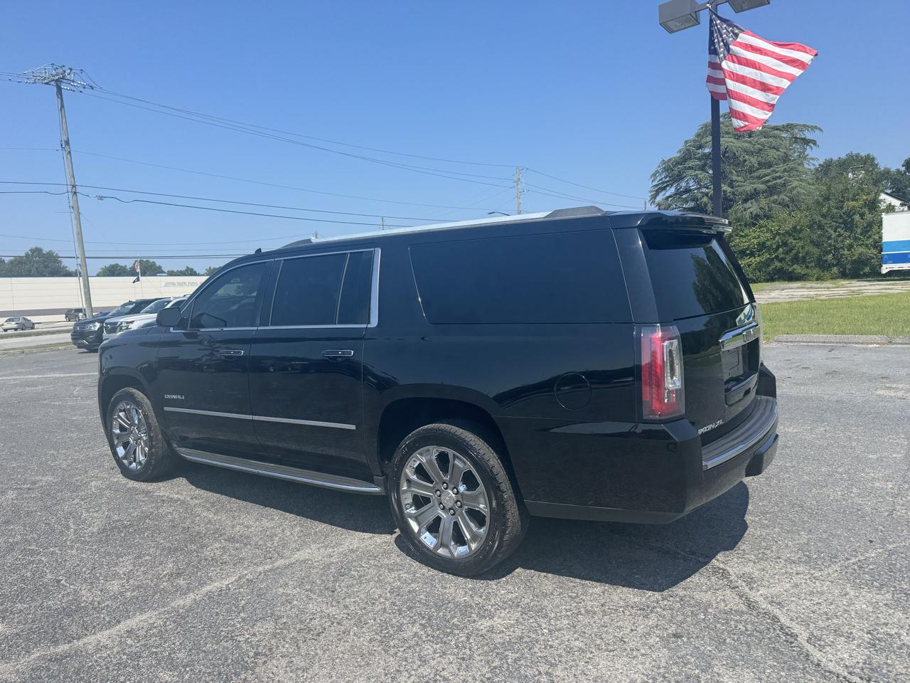 GMC Yukon XL 4WD 4dr Denali 2016