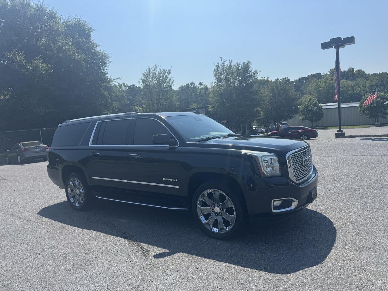 GMC Yukon XL 4WD 4dr Denali 2016