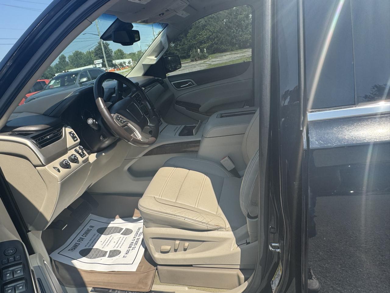 GMC Yukon XL 4WD 4dr Denali 2016