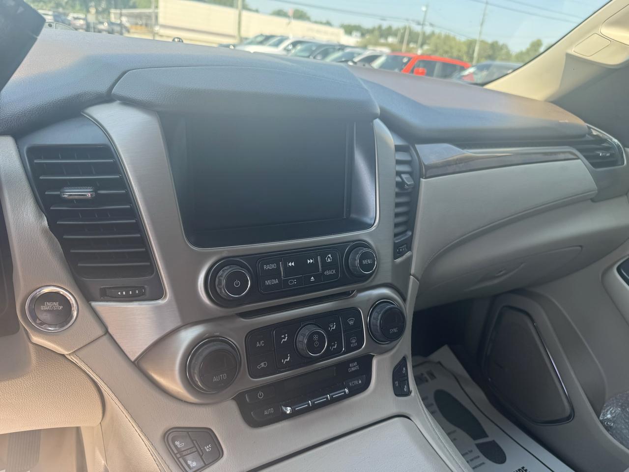 GMC Yukon XL 4WD 4dr Denali 2016