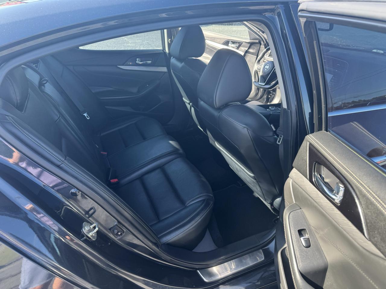 Nissan Maxima 4dr Sdn 3.5 SV 2016