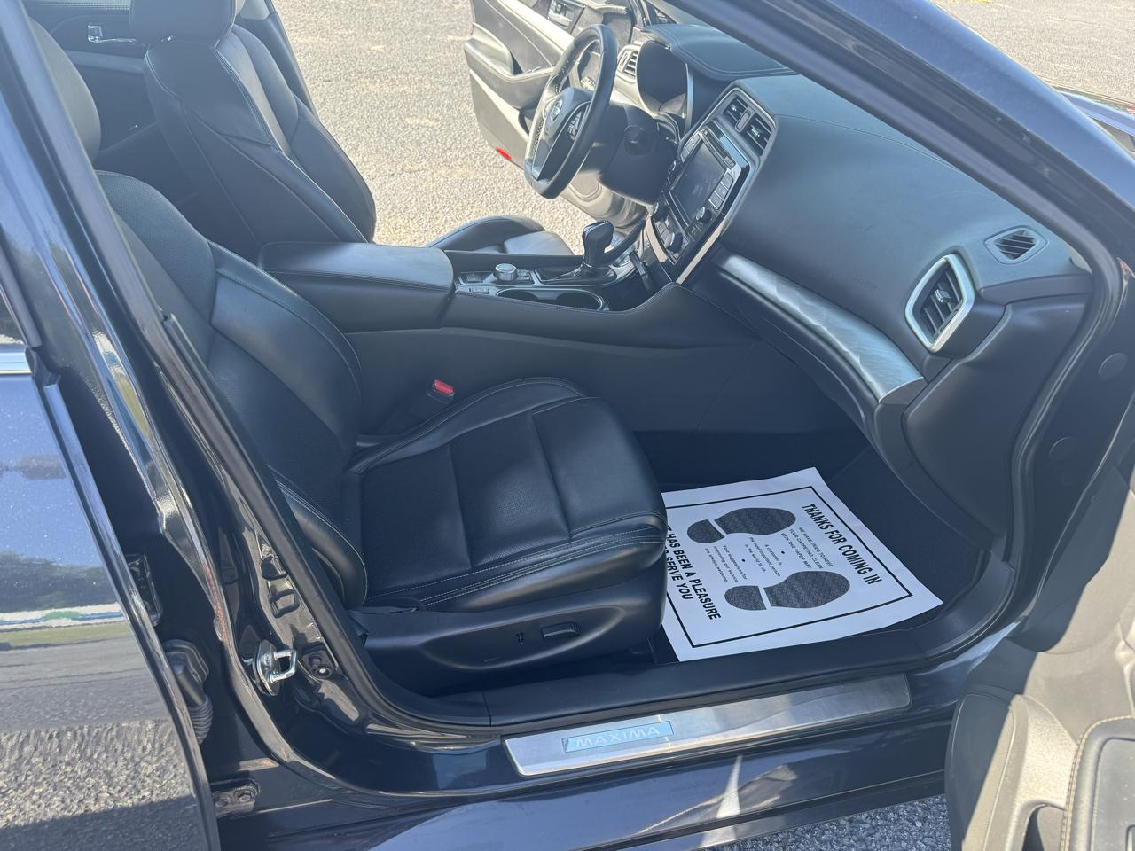 Nissan Maxima 4dr Sdn 3.5 SV 2016