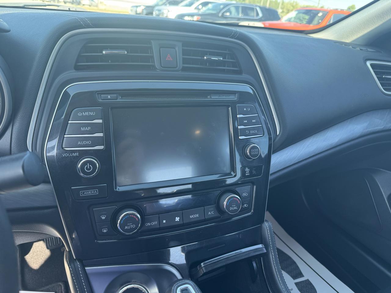 Nissan Maxima 4dr Sdn 3.5 SV 2016