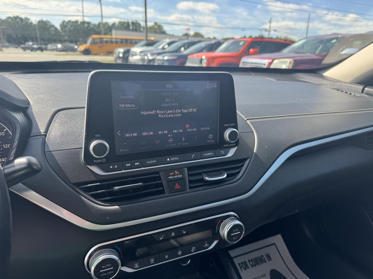 Nissan Altima 2.5 SV Sedan 2020