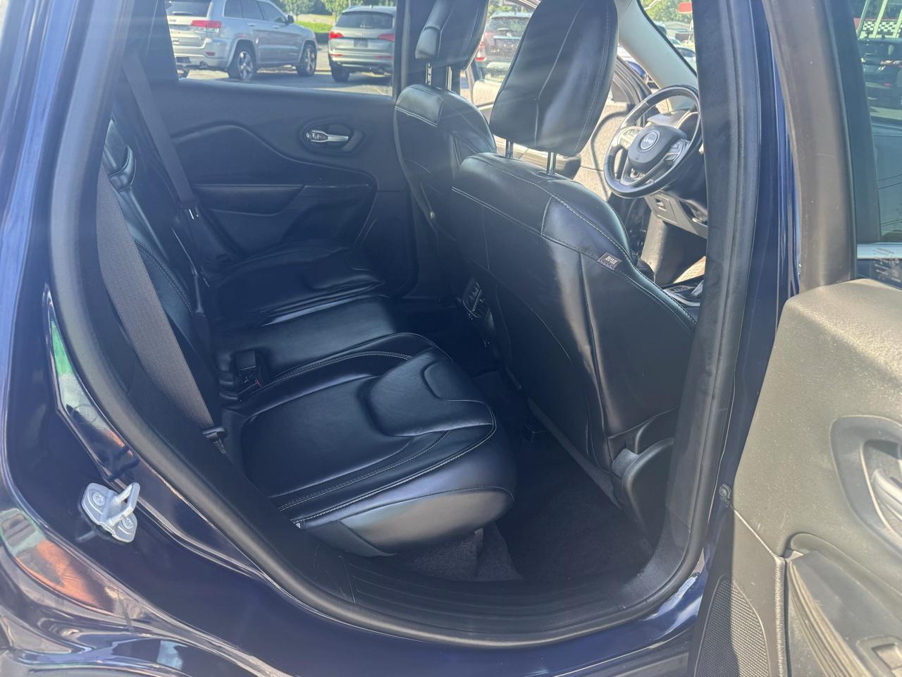 Jeep Cherokee 4WD 4dr Limited 2016