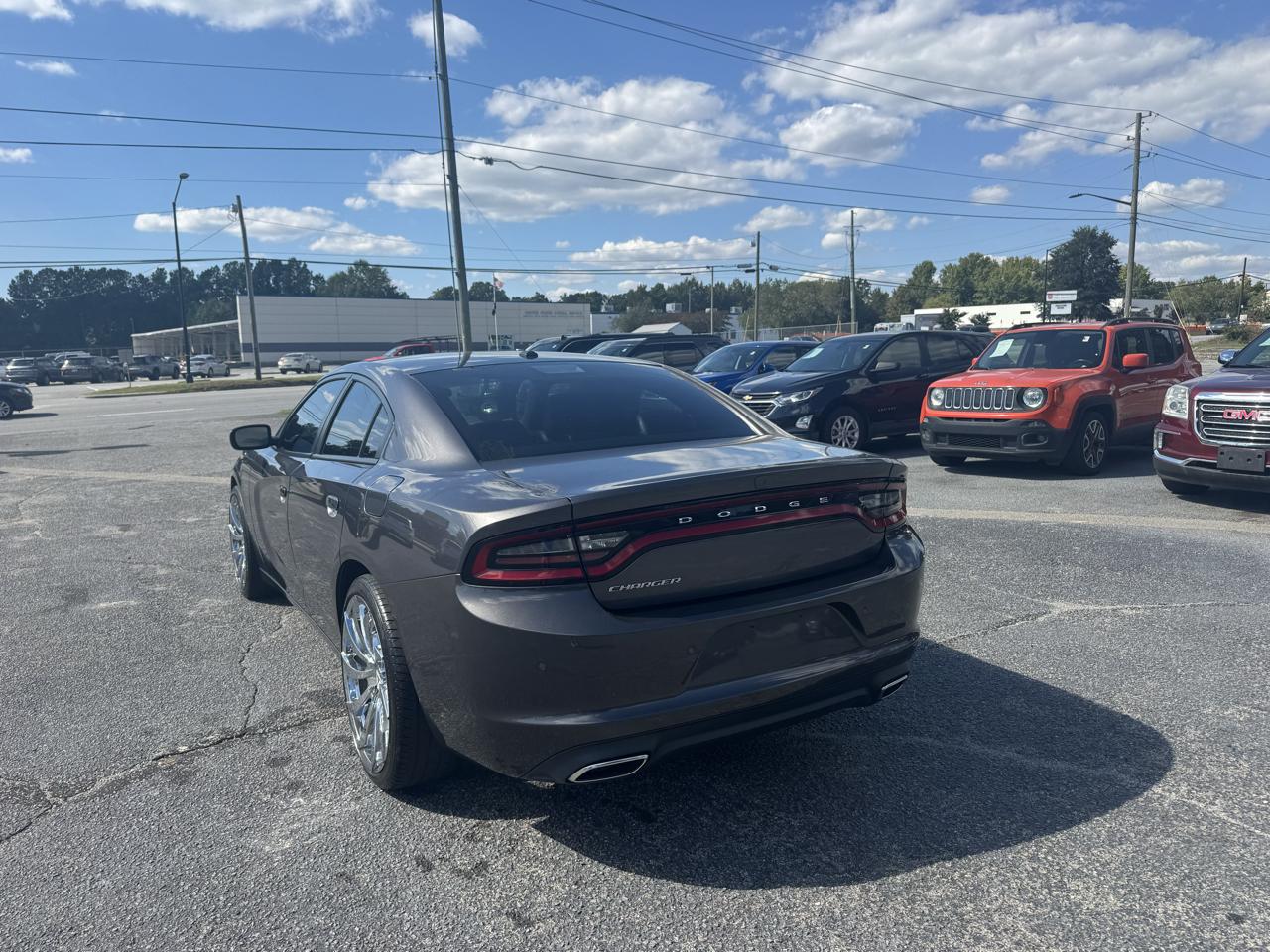 Dodge Charger SXT RWD 2019