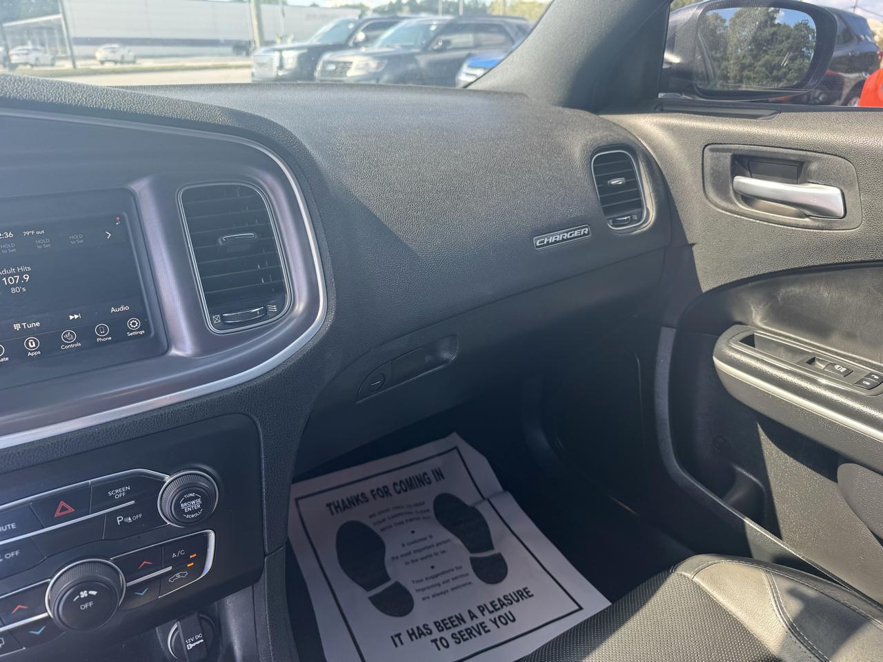 Dodge Charger SXT RWD 2019