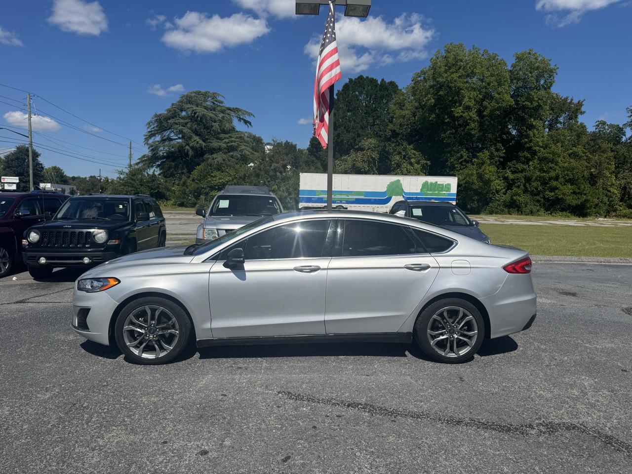 Ford Fusion SEL FWD 2019