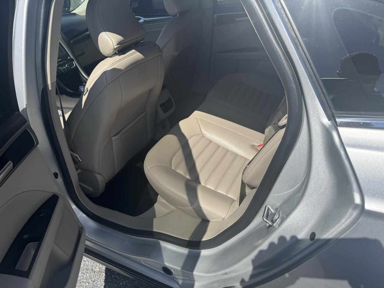 Ford Fusion SEL FWD 2019