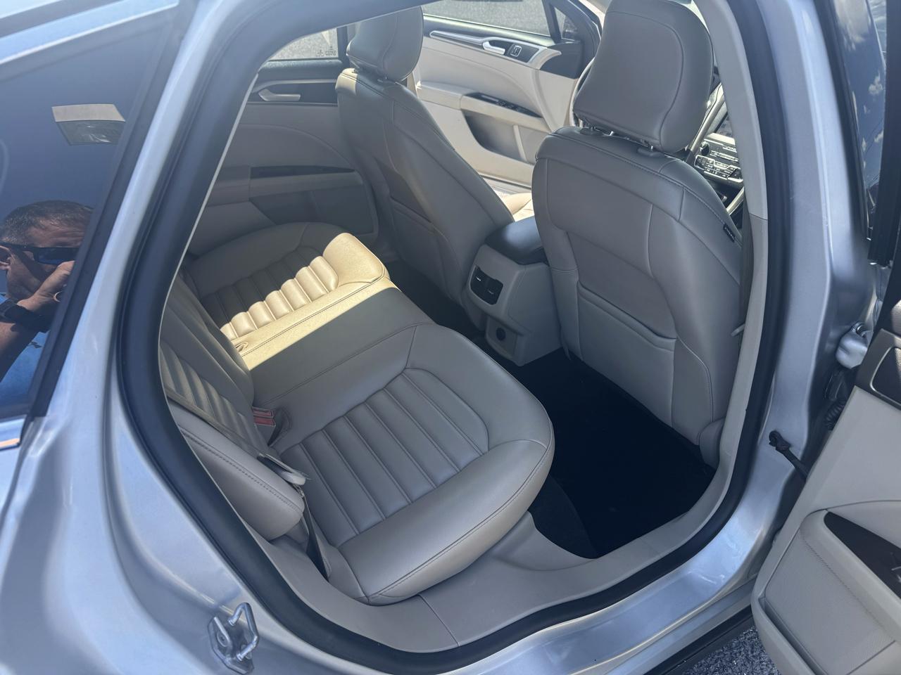 Ford Fusion SEL FWD 2019
