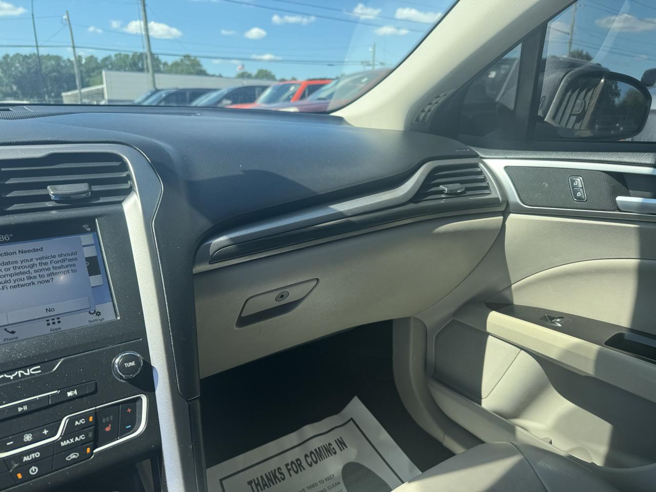 Ford Fusion SEL FWD 2019