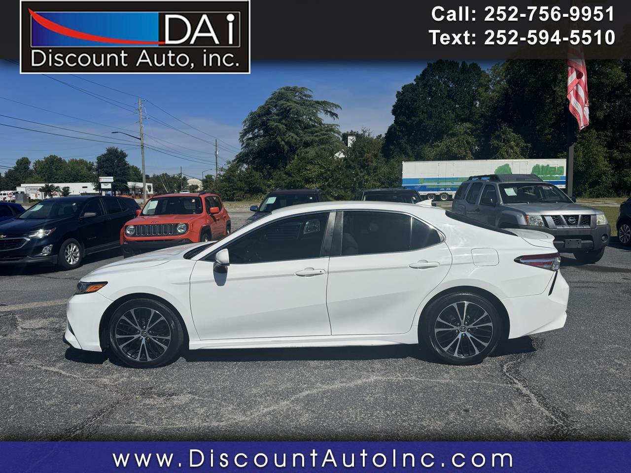 2020 Toyota Camry SE Auto (Natl)