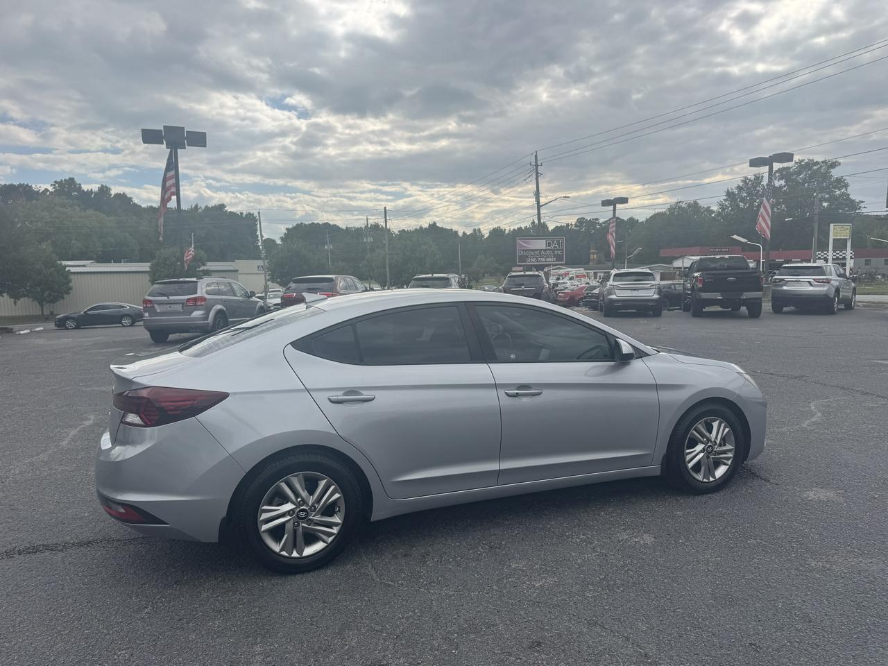 Hyundai Elantra Value Edition IVT 2020