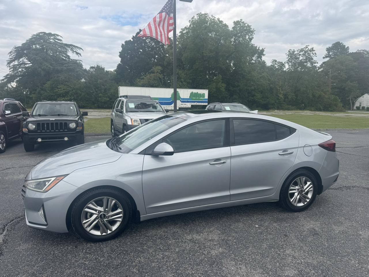 Hyundai Elantra Value Edition IVT 2020