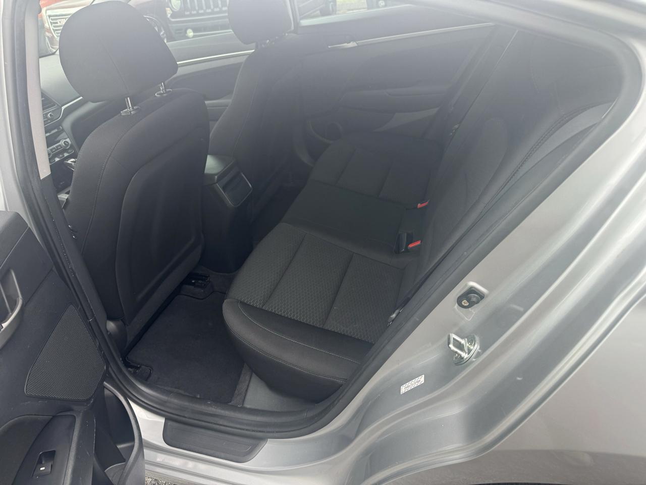 Hyundai Elantra Value Edition IVT 2020