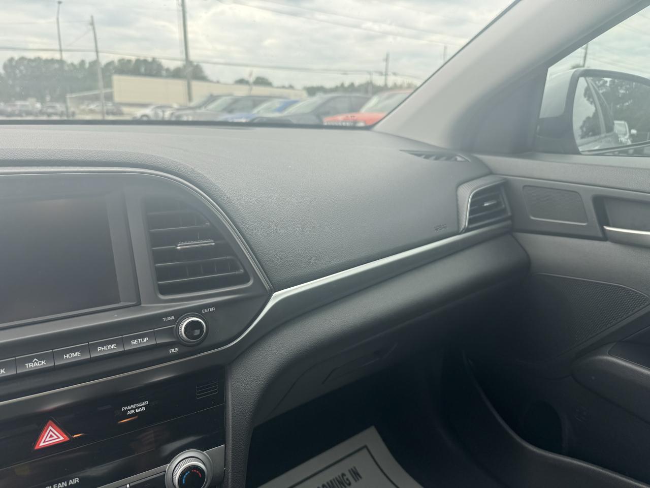 Hyundai Elantra Value Edition IVT 2020