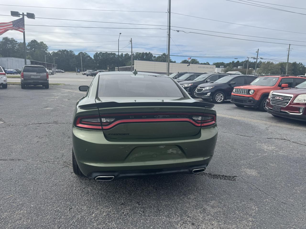 Dodge Charger SXT RWD 2020