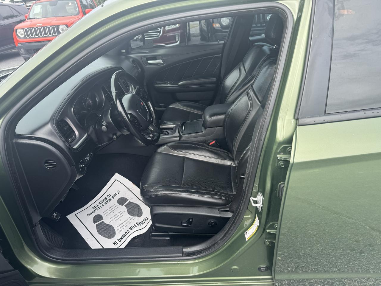 Dodge Charger SXT RWD 2020