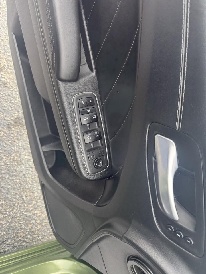 Dodge Charger SXT RWD 2020