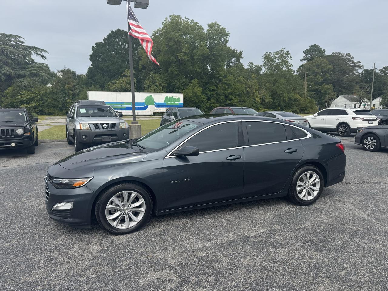 Chevrolet Malibu 4dr Sdn LT 2021