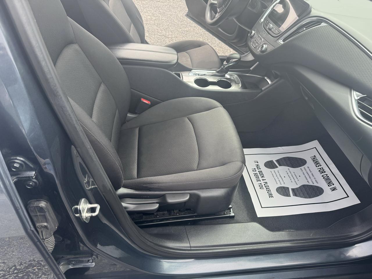 Chevrolet Malibu 4dr Sdn LT 2021
