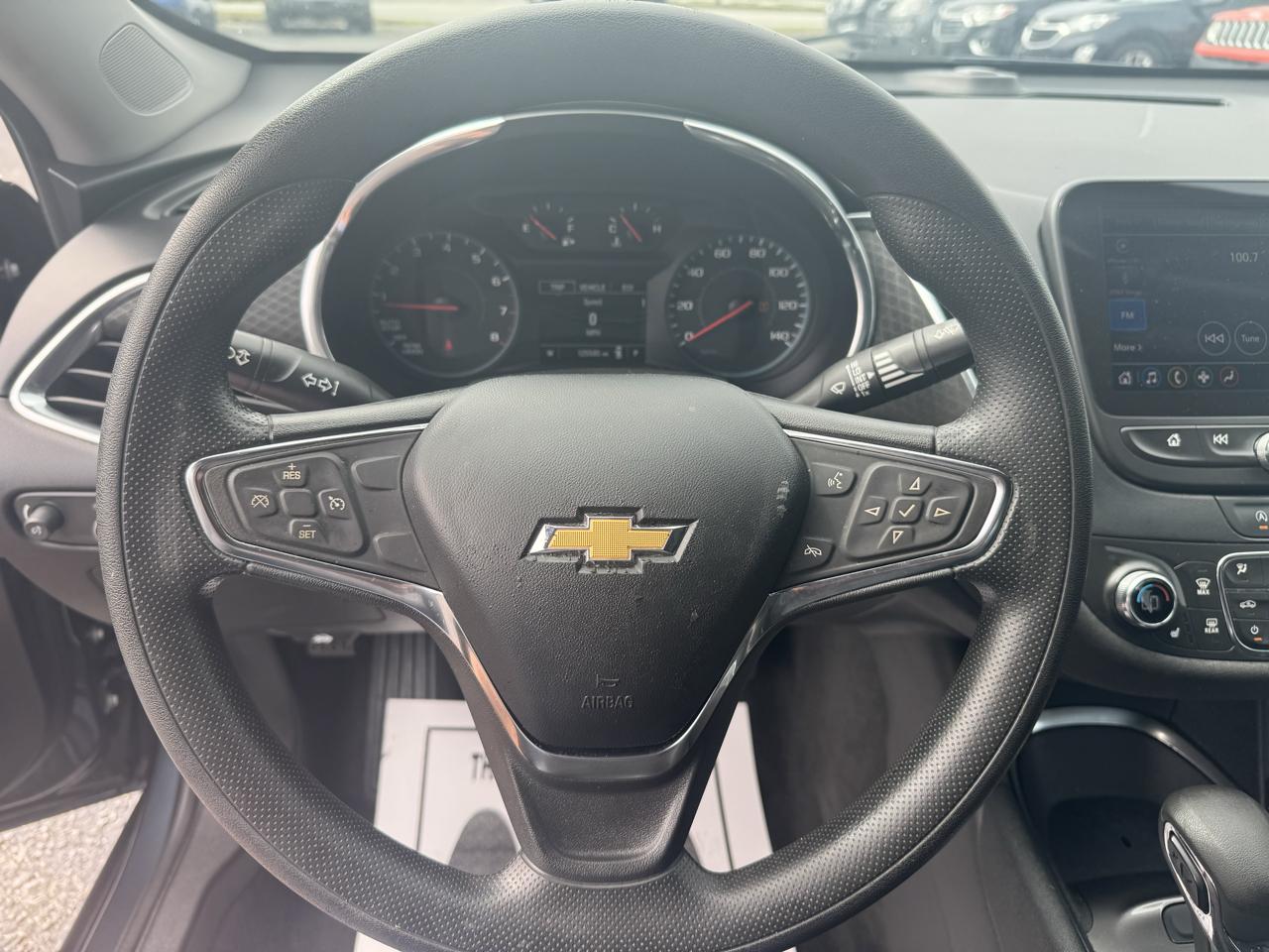 Chevrolet Malibu 4dr Sdn LT 2021