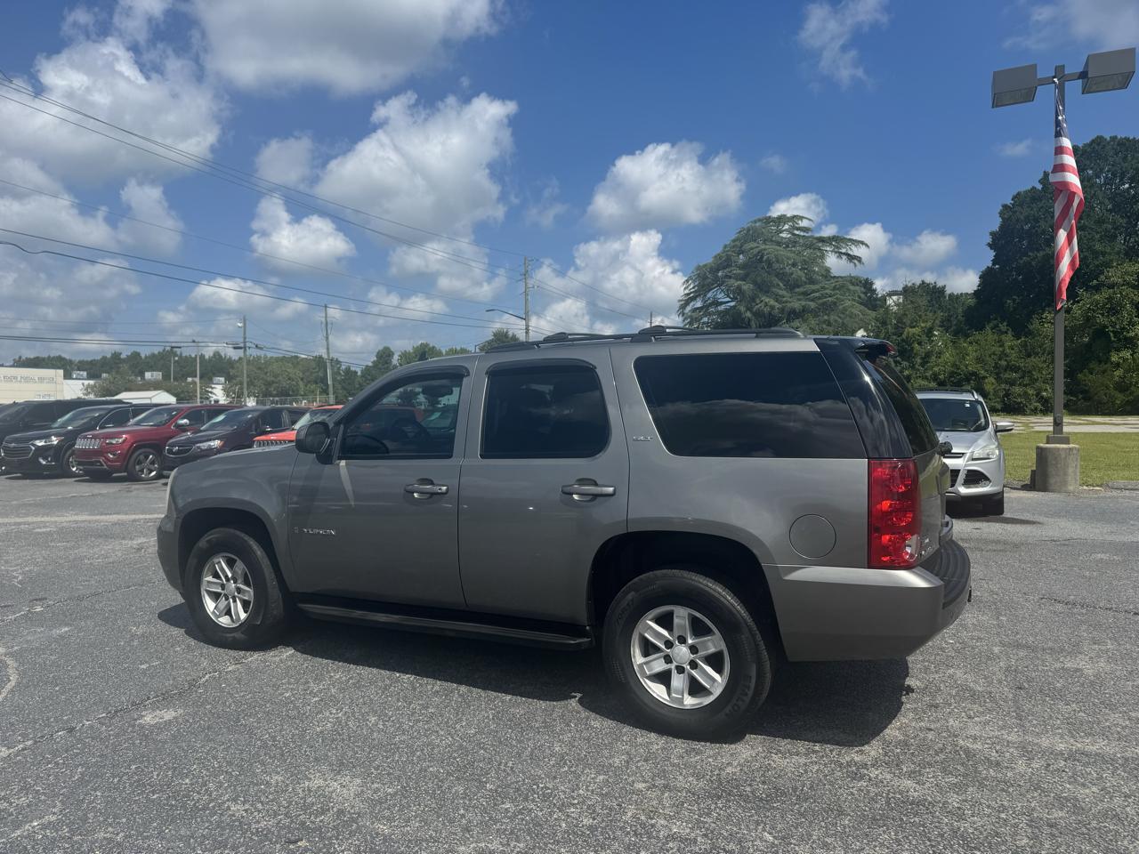 GMC Yukon 4WD 4dr 1500 SLT w/4SB 2009