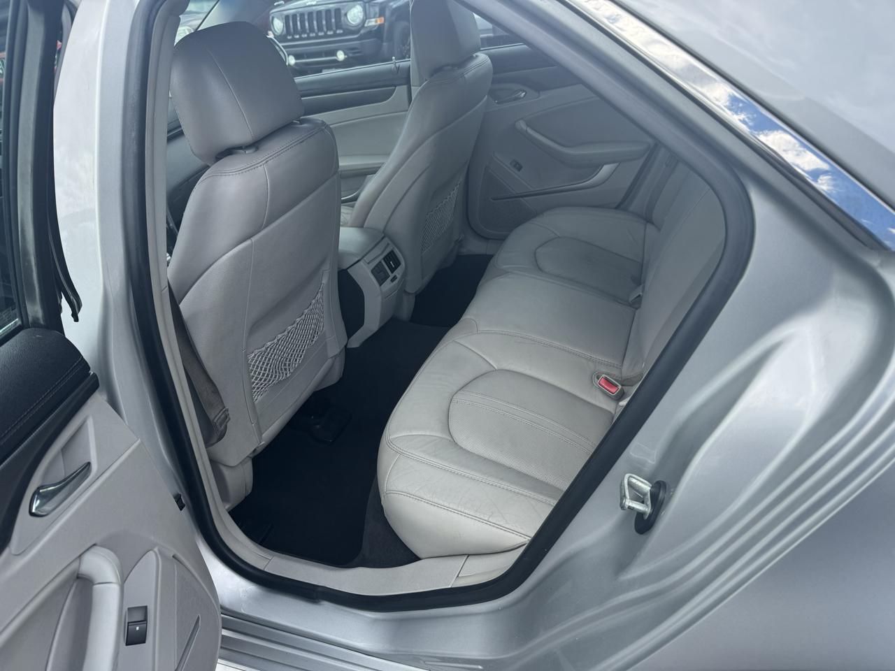 Cadillac CTS Sedan 4dr Sdn 3.0L Luxury RWD 2013