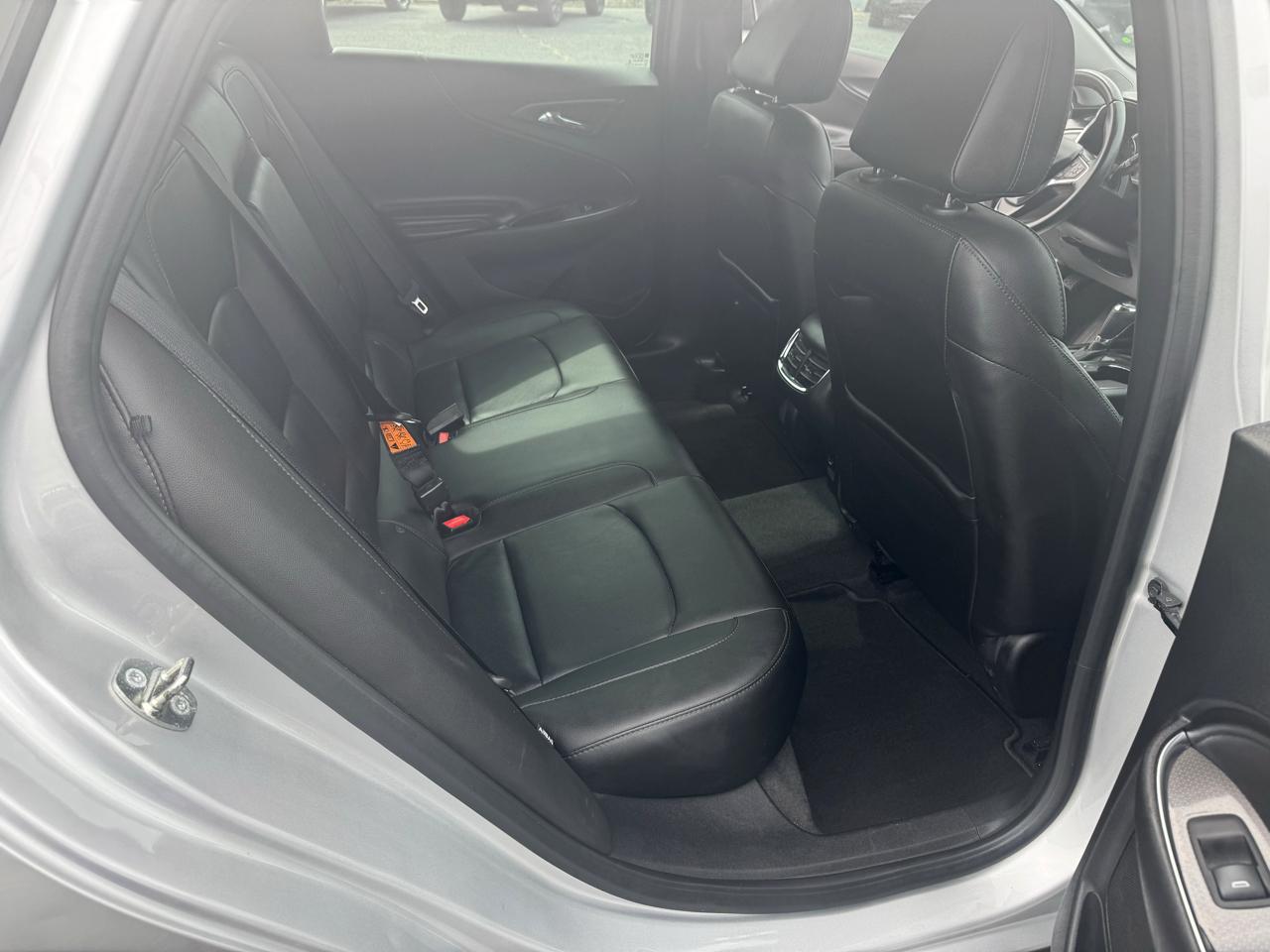 Chevrolet Malibu 4dr Sdn LT w/1LT 2017