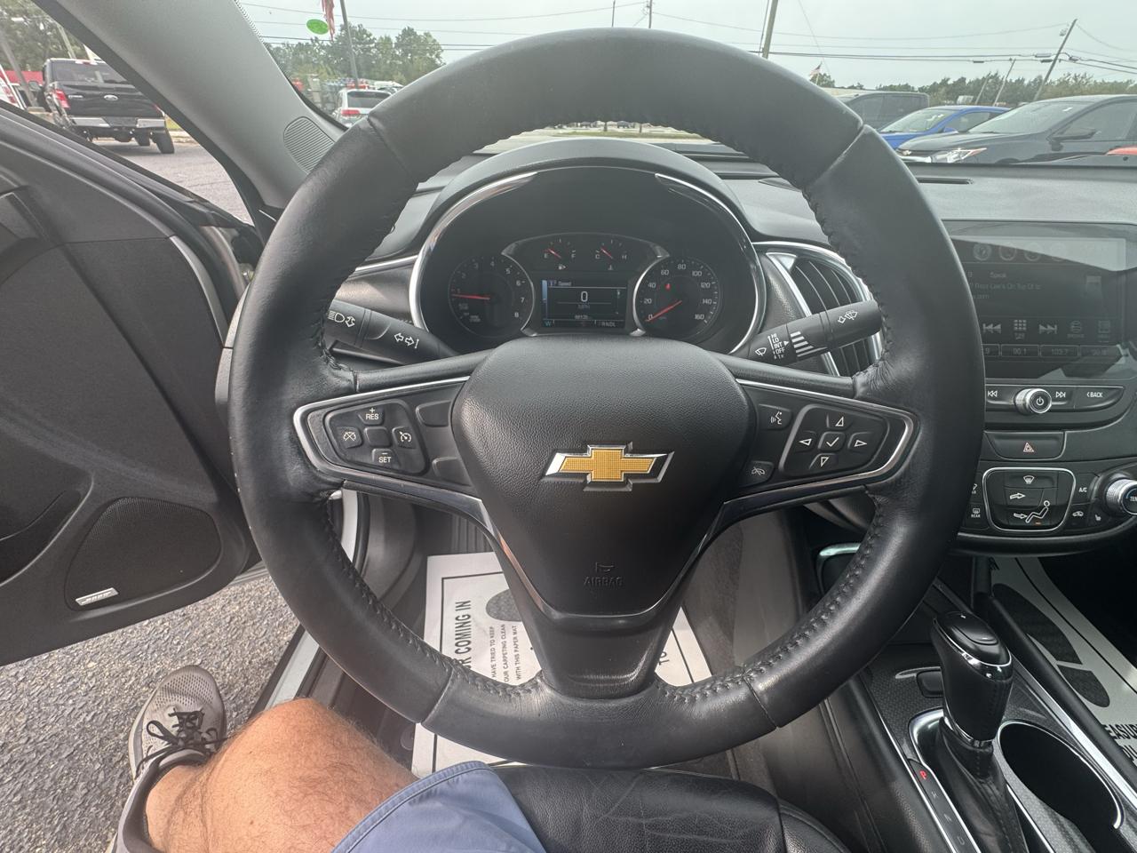 Chevrolet Malibu 4dr Sdn LT w/1LT 2017
