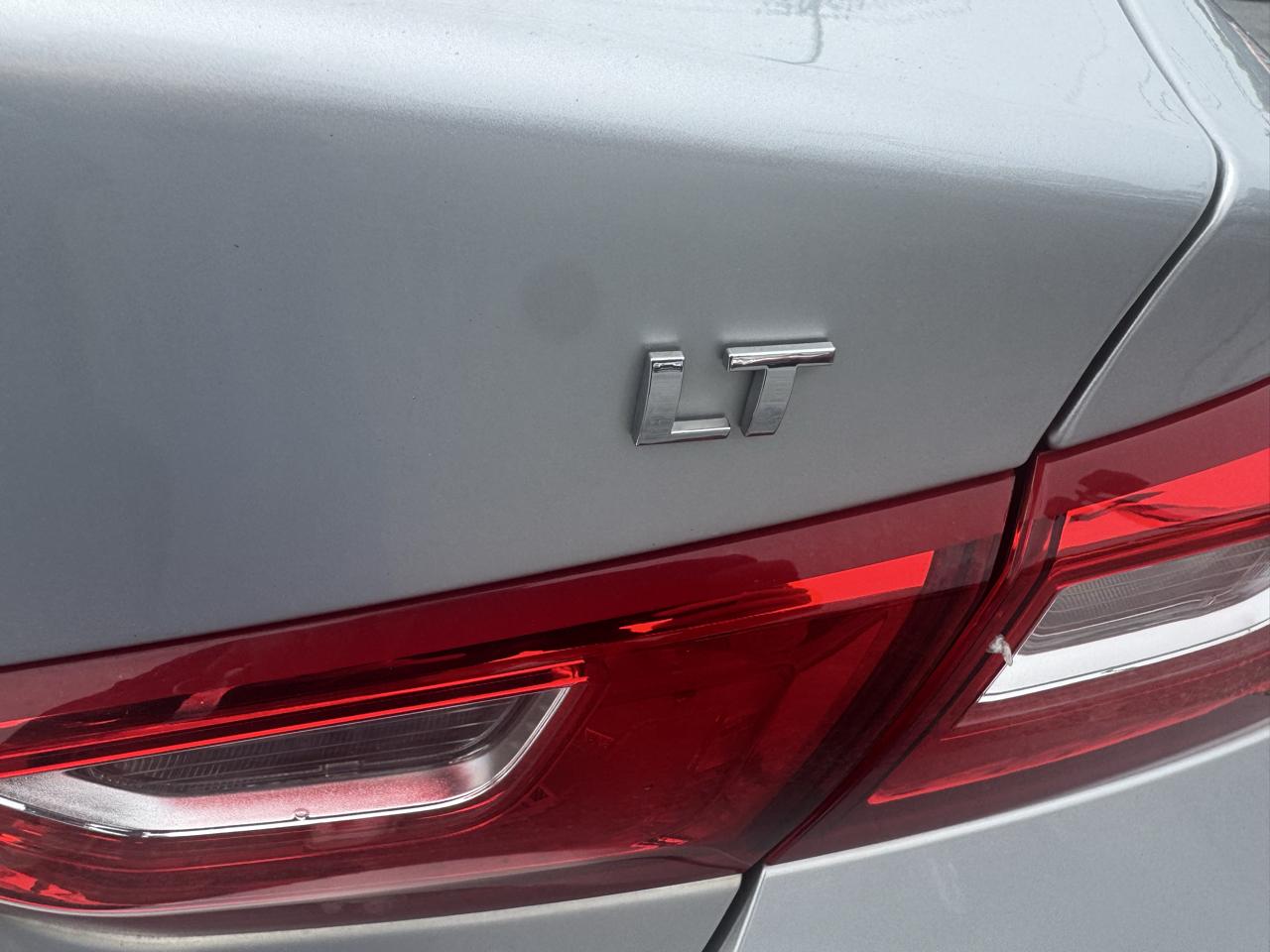 Chevrolet Malibu 4dr Sdn LT w/1LT 2017