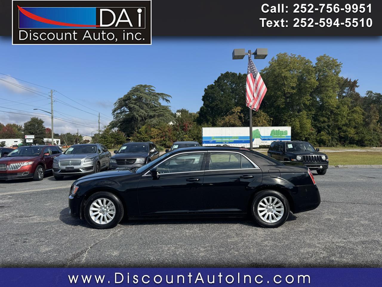 Chrysler 300 4dr Sdn RWD 2014