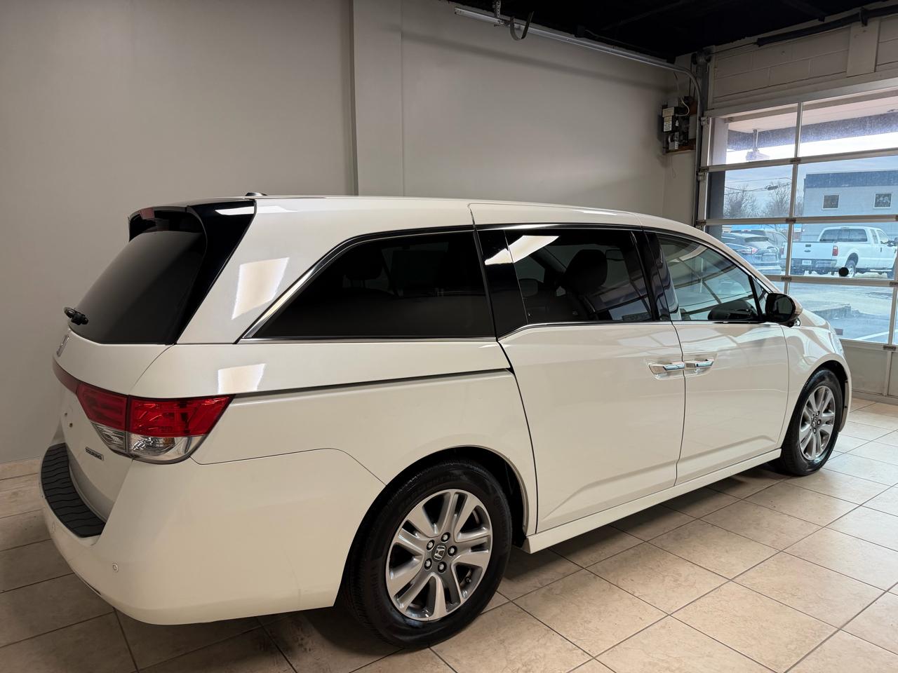 Honda Odyssey 5dr Touring 2016