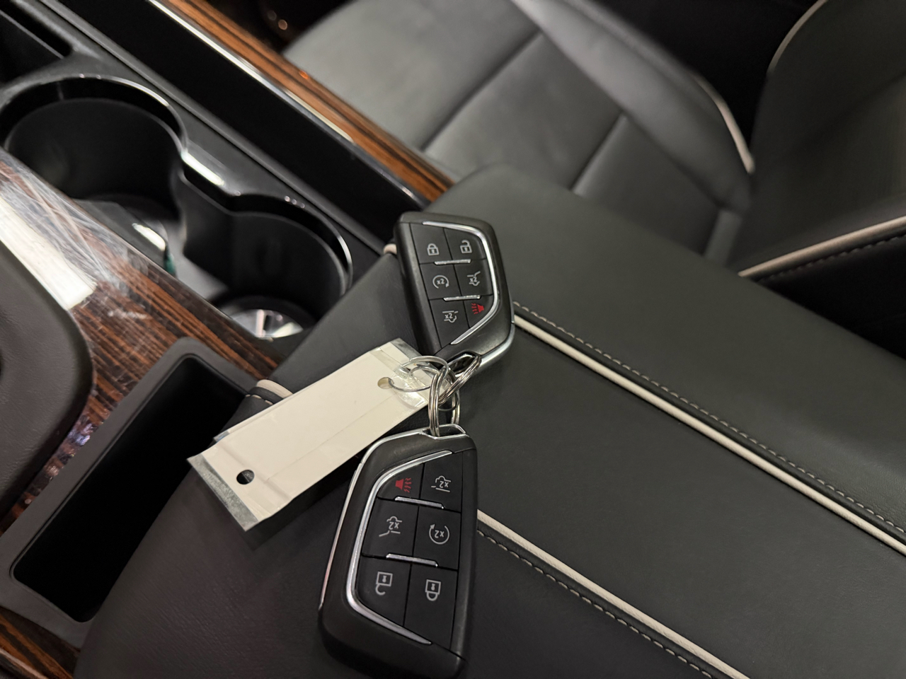 Cadillac Escalade ESV 4WD 4dr Premium Luxury 2022