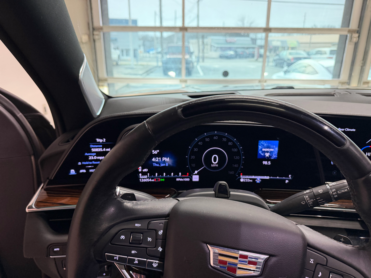 Cadillac Escalade ESV 4WD 4dr Premium Luxury 2022