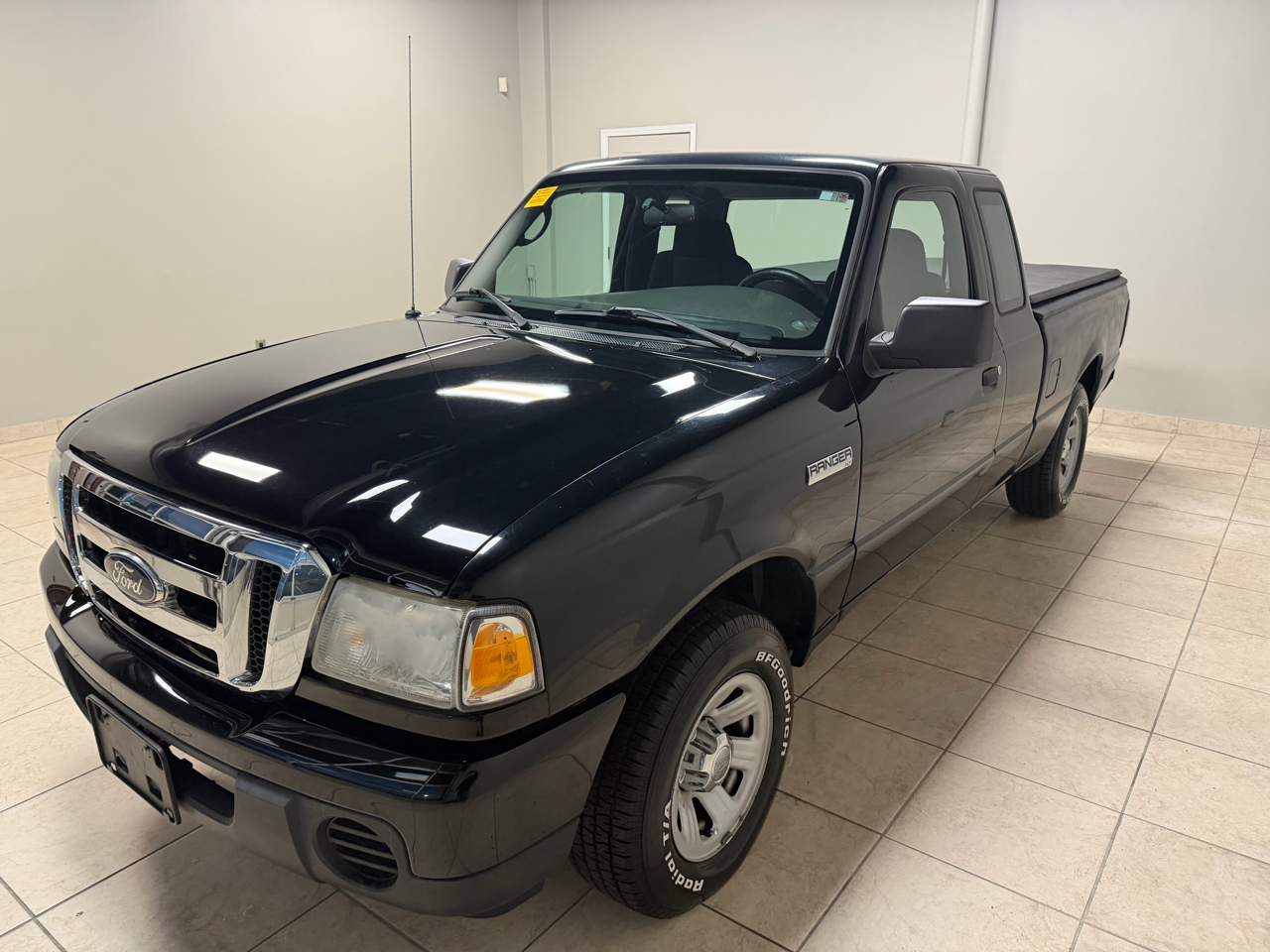 Ford Ranger 2WD 2dr SuperCab 126" XLT 2009