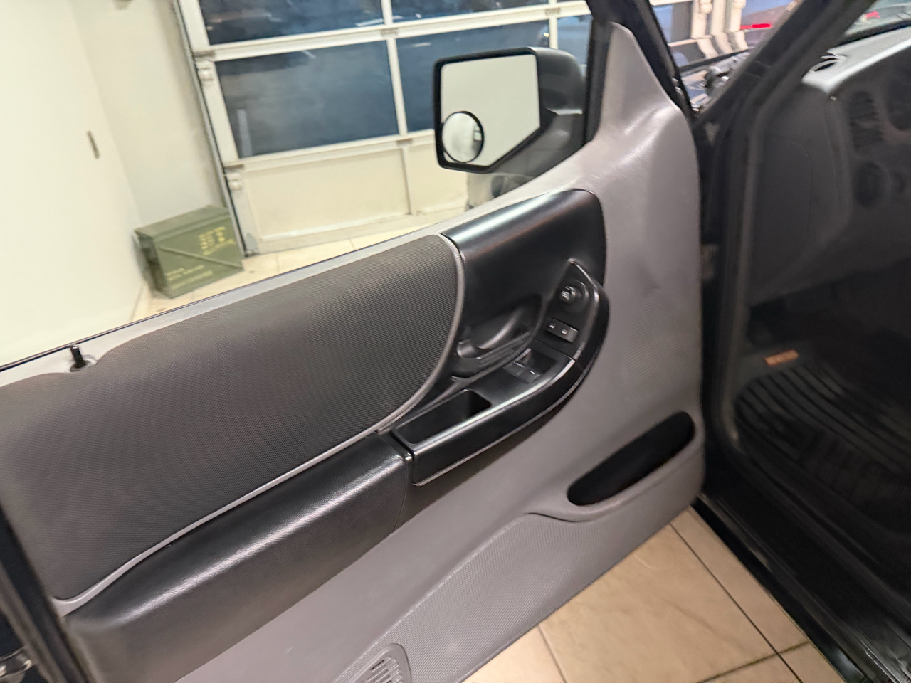 Ford Ranger 2WD 2dr SuperCab 126" XLT 2009