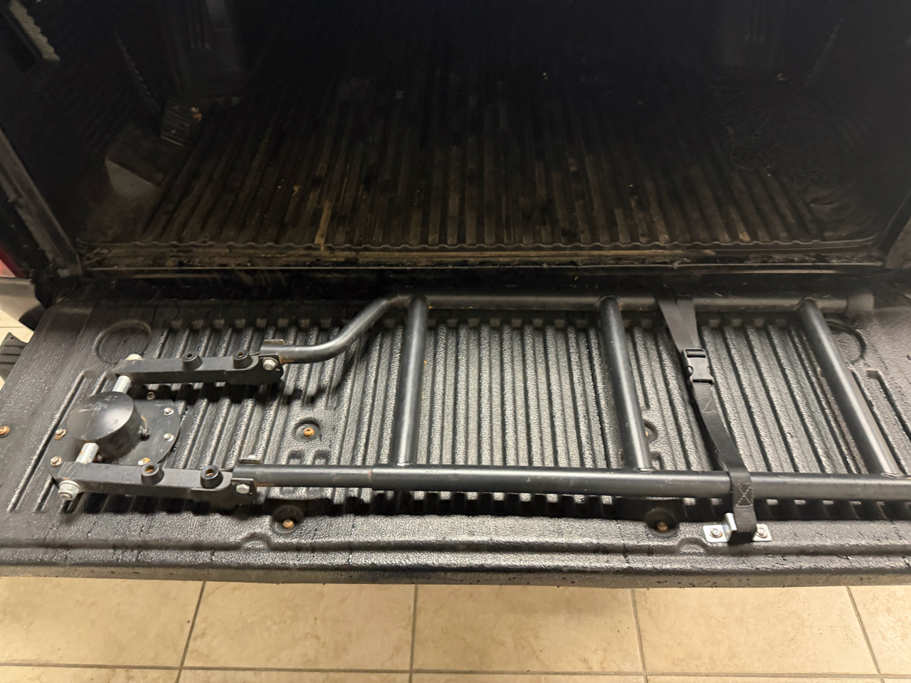 Ford Ranger 2WD 2dr SuperCab 126" XLT 2009