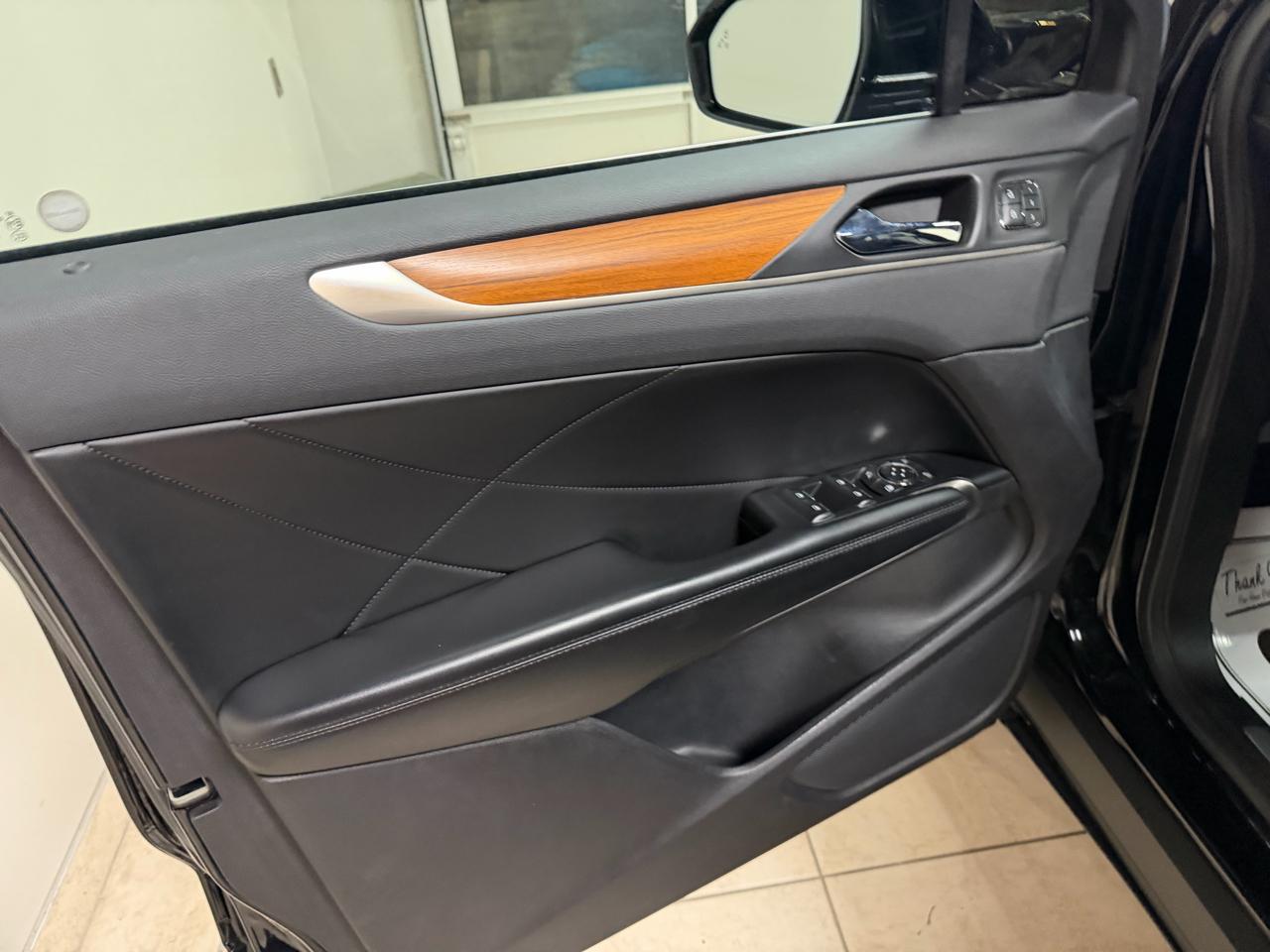 Lincoln MKC AWD 4dr Reserve 2016