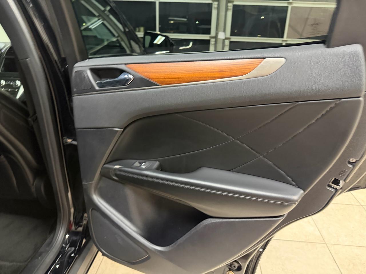 Lincoln MKC AWD 4dr Reserve 2016