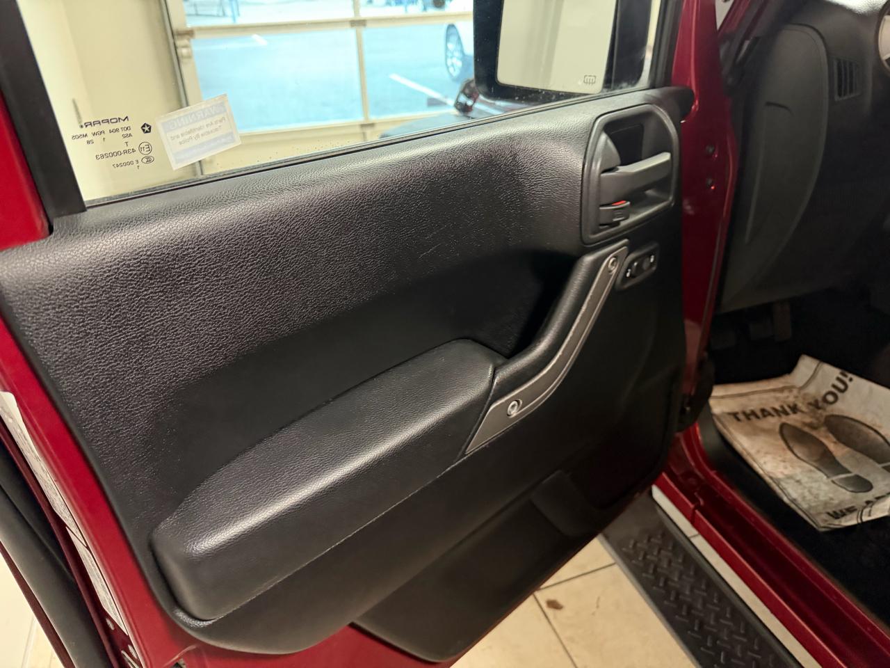 Jeep Wrangler Unlimited 4WD 4dr Sport 2011