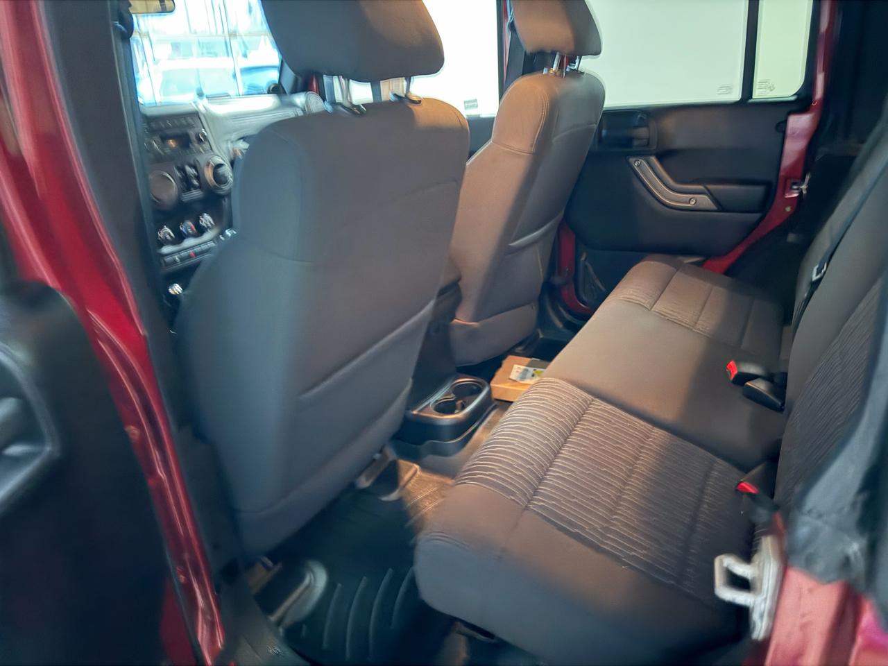 Jeep Wrangler Unlimited 4WD 4dr Sport 2011